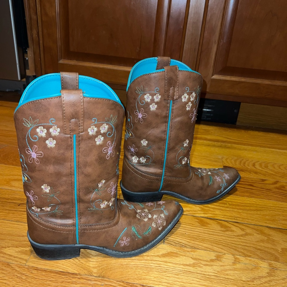 Embroidered Cowboy boots - Picture 5 of 5